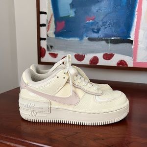 Nike Air Force 1 (rare color)
